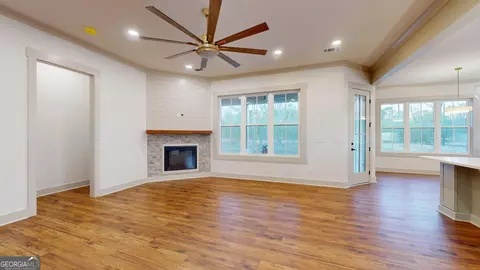 Living - 301 Jericho Ln, Brooklet, GA 30415 photo 2 of 4
