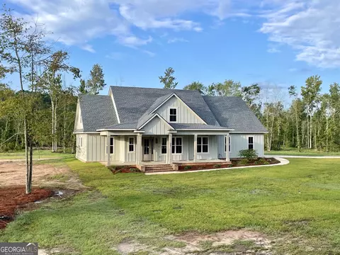 Exterior - 301 Jericho Ln, Brooklet, GA 30415 photo 2 of 10