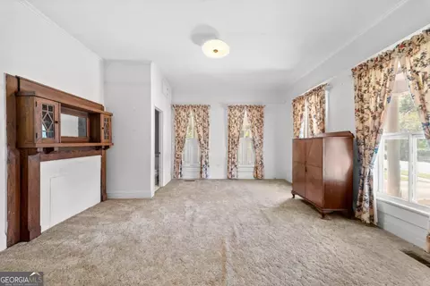 Living - 34 Main St, Register, GA 30452 photo 5 of 5