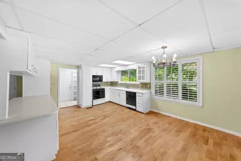 Kitchen - 34 Main St, Register, GA 30452 photo 2 of 3
