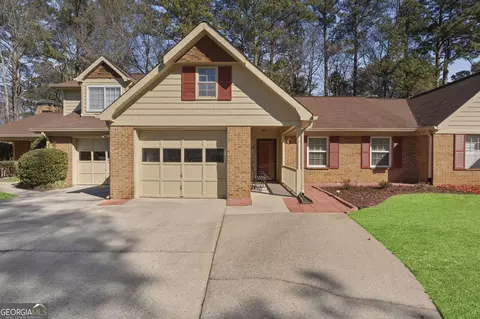 2 Dover Trl, Peachtree City, GA 30269