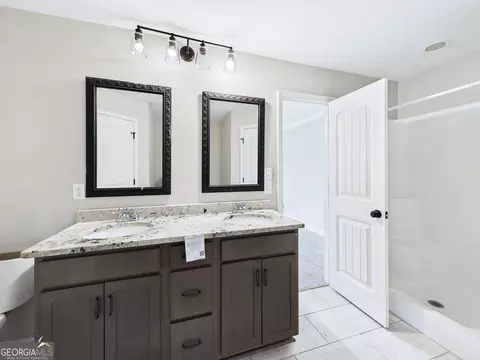 Bath - 119 Back Cedar Ln, Warner Robins, GA 31093 photo 3 of 6