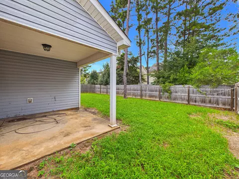 Exterior - 119 Back Cedar Ln, Warner Robins, GA 31093 photo 5 of 9