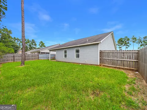 Exterior - 119 Back Cedar Ln, Warner Robins, GA 31093 photo 8 of 9