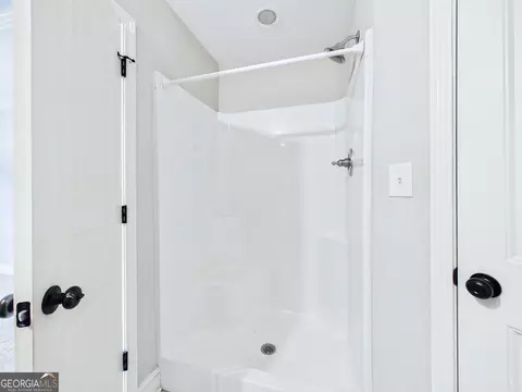 Bath - 119 Back Cedar Ln, Warner Robins, GA 31093 photo 5 of 6