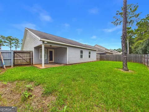 Exterior - 119 Back Cedar Ln, Warner Robins, GA 31093 photo 7 of 9