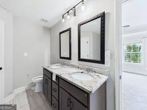 Bath - 119 Back Cedar Ln, Warner Robins, GA 31093 photo 1 of 6
