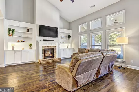 Living - 4371 Thacker Ln, Suwanee, GA 30024 photo 1 of 3
