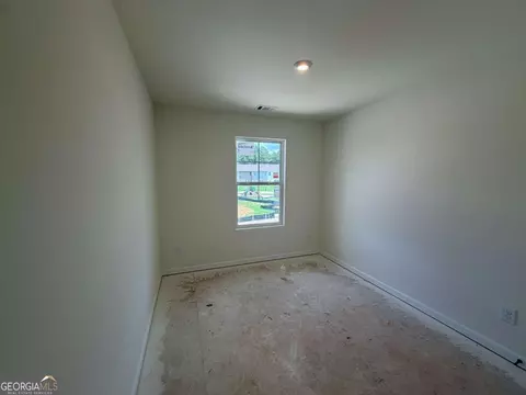 323 Rolling Green Rd #104, Adairsville, GA 30103