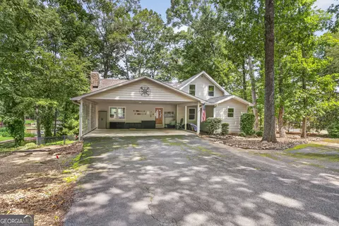 105 Horseshoe Ct, Eatonton, GA 31024