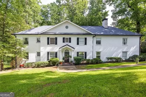 1135 Peachtree Battle Ave NW, Atlanta, GA 30327
