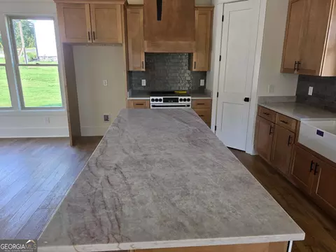 342 Thomas Rd, Fort Oglethorpe, GA 30742 photo 4
