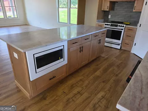 342 Thomas Rd, Fort Oglethorpe, GA 30742 photo 3