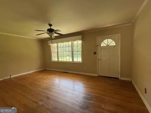 Living - 721 Central Rd, Thomson, GA 30824 photo 1 of 3
