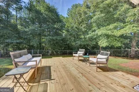 Exterior - 35 Macadamia Ct, Covington, GA 30016 photo 6 of 9