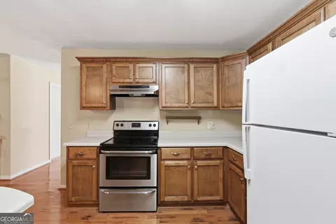 Kitchen - 42 Charles St, Toccoa, GA 30577 photo 2 of 4