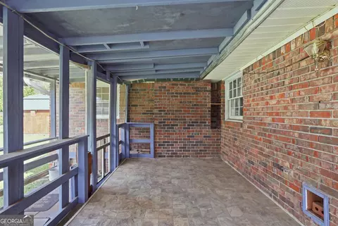 Exterior - 42 Charles St, Toccoa, GA 30577 photo 3 of 10