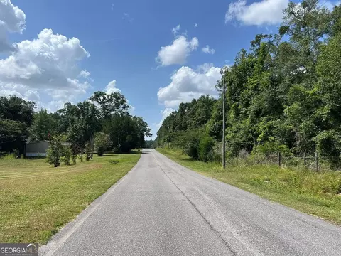 Undisclosed, Mcdavid, FL 32568 photo 4