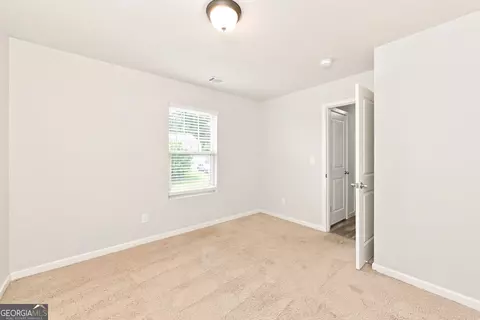 Bedroom - 1043 Sutherland Dr, Winder, GA 30680 photo 4 of 4