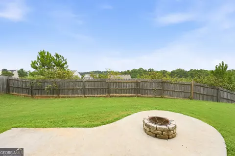 Exterior - 1043 Sutherland Dr, Winder, GA 30680 photo 3 of 3