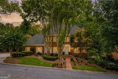 415 Tavern Cir, Sandy Springs, GA 30350