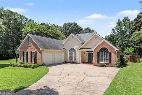 52 Mosswood Ct, Newnan, GA 30265