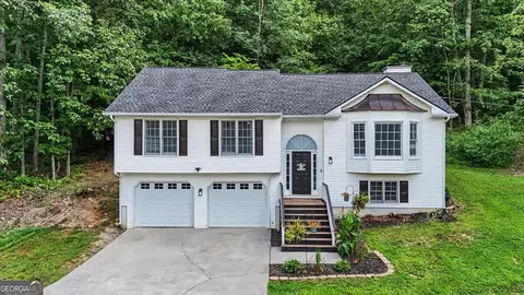 58 Willow Bend Dr NW, Cartersville, GA 30121