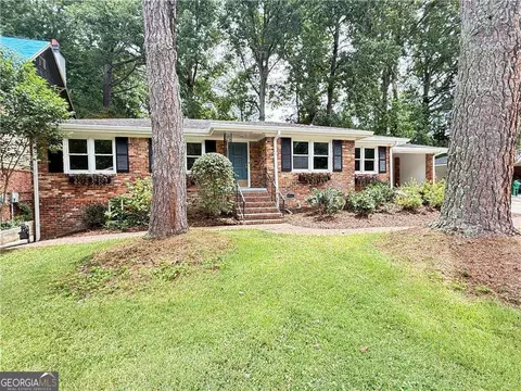 693 N Superior Ave, Decatur, GA 30033