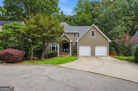 110 Bitternut Cir, Roswell, GA 30076