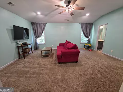Living - 96 Oak Leaf Way, Hamilton, GA 31811 photo 3 of 3