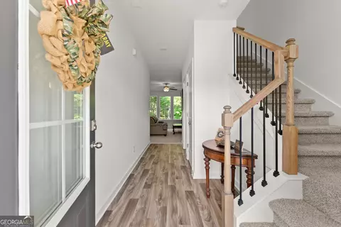 Entry Way - 70 Edith Ct, Statham, GA 30666 photo 1 of 9