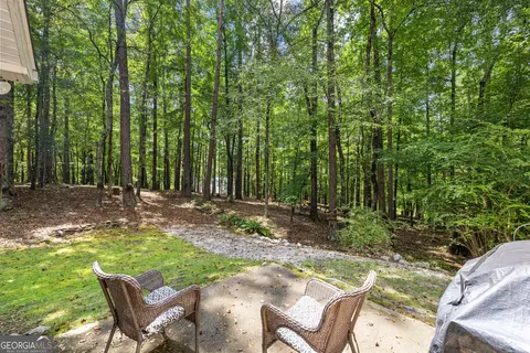 Exterior - 39 Village Pointe Dr, Lagrange, GA 30240 photo 3 of 16