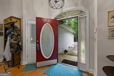 Entry Way - 39 Village Pointe Dr, Lagrange, GA 30240 photo 1 of 3