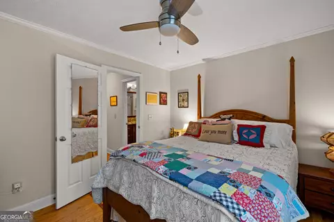 Bedroom - 39 Village Pointe Dr, Lagrange, GA 30240 photo 5 of 6