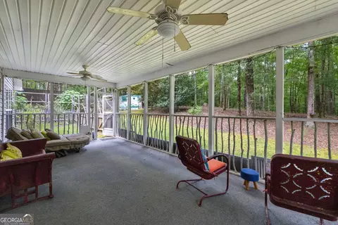 Exterior - 39 Village Pointe Dr, Lagrange, GA 30240 photo 8 of 16