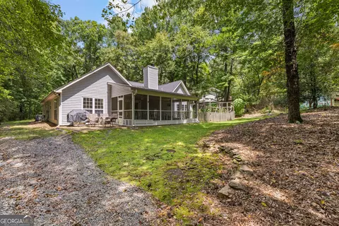 Exterior - 39 Village Pointe Dr, Lagrange, GA 30240 photo 5 of 16