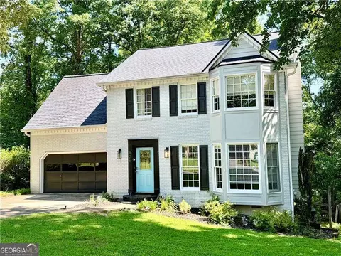 926 W Mill Trce NW, Kennesaw, GA 30152