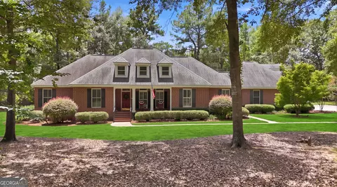 399 Creekside Cv, Statesboro, GA 30461