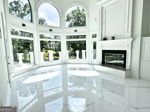 Living - 302 Shadow Gln, Mcdonough, GA 30253 photo 1 of 5