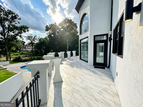 Exterior - 302 Shadow Gln, Mcdonough, GA 30253 photo 3 of 8
