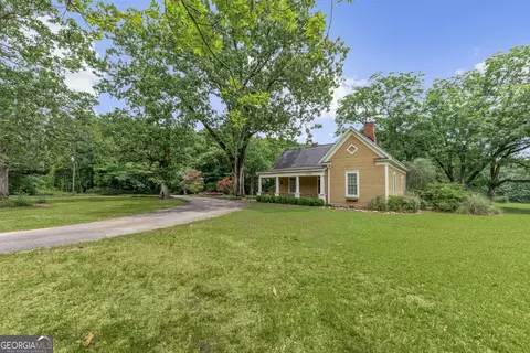 Exterior - 1047 Dixie Rd, Covington, GA 30014 photo 3 of 11
