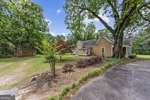 Exterior - 1047 Dixie Rd, Covington, GA 30014 photo 10 of 11
