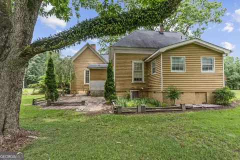 Exterior - 1047 Dixie Rd, Covington, GA 30014 photo 8 of 11