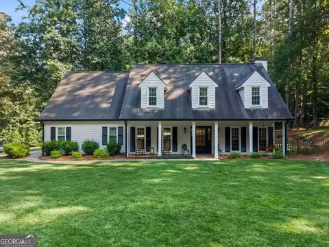 2123 Stone Hollow Ct, Marietta, GA 30062