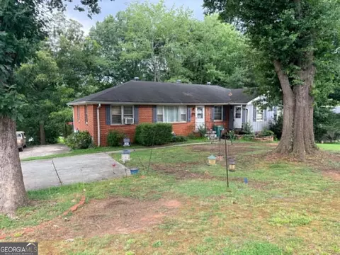 2195 Trailwood Dr SE, Smyrna, GA 30080