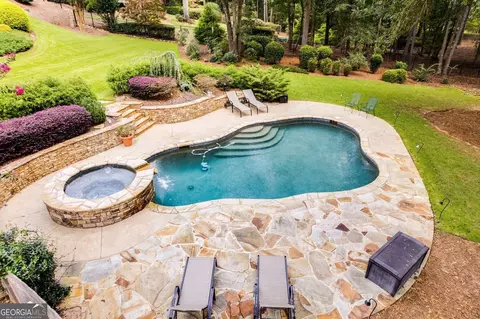 Exterior - 116 Riverview Dr, Suwanee, GA 30024 photo 4 of 13