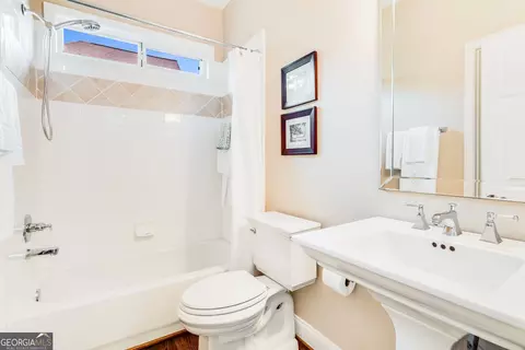 Bath - 116 Riverview Dr, Suwanee, GA 30024 photo 1 of 7