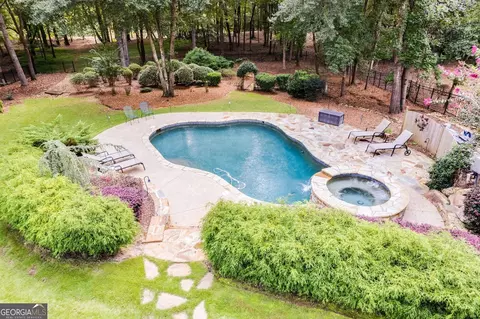 Exterior - 116 Riverview Dr, Suwanee, GA 30024 photo 6 of 13