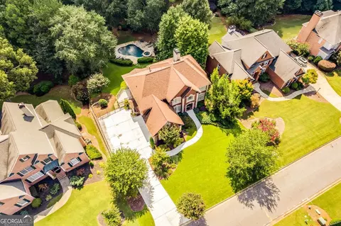 View/Area - 116 Riverview Dr, Suwanee, GA 30024 photo 7 of 9