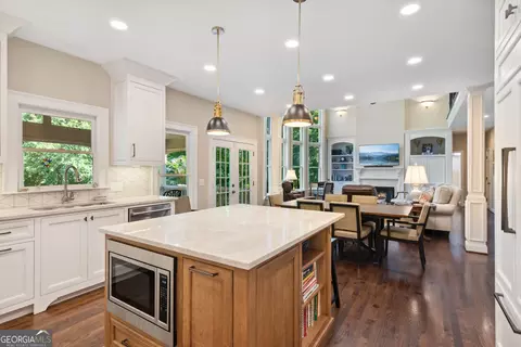 Kitchen - 116 Riverview Dr, Suwanee, GA 30024 photo 5 of 6